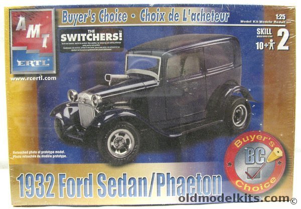 AMT 1/25 1932 Ford Sedan or Phaeton, 38016 plastic model kit